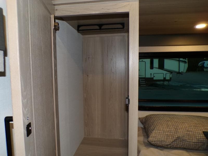 2026 Forest River 2026 Forest River Flagstaff Super Lite - thumbnail 42