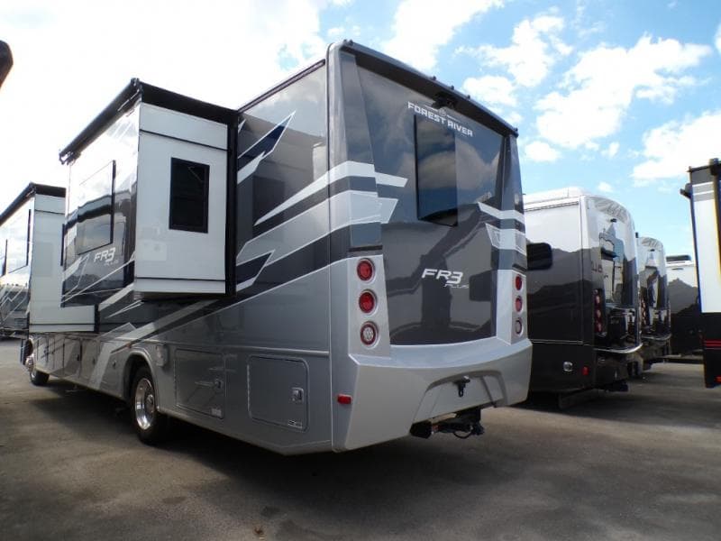 2026 Forest River 2026 Forest River FR3 - thumbnail 3