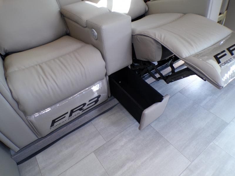 2026 Forest River 2026 Forest River FR3 - thumbnail 40