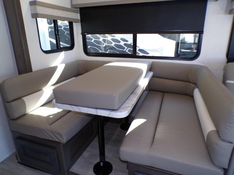 2026 Forest River 2026 Forest River Georgetown 3 Series GT3 - thumbnail 36