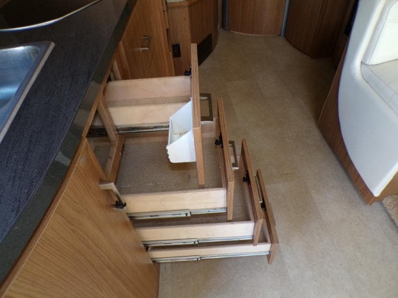 2015 Itasca 2015 Itasca Navion - thumbnail 30