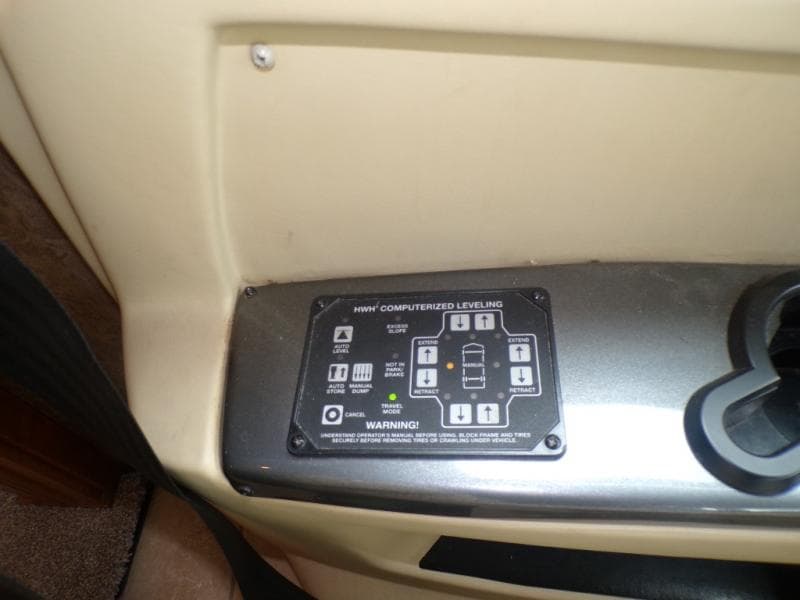 2014 Tiffin 2014 Tiffin Allegro Red - thumbnail 16