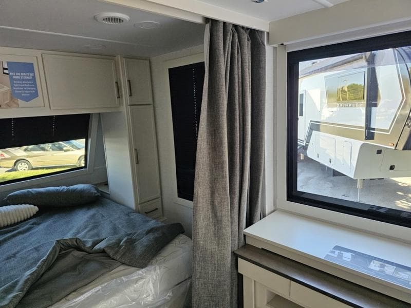 2026 Brinkley RV 2026 Brinkley RV Model IX - thumbnail 33