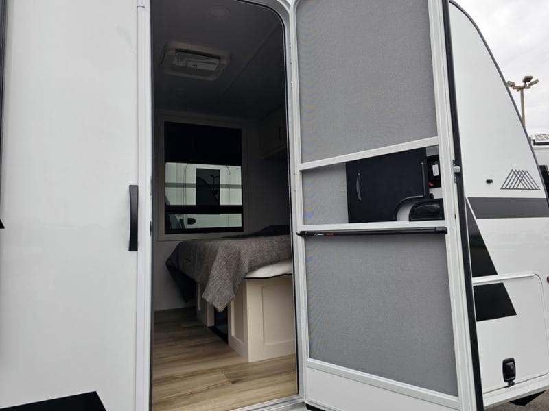 2026 Brinkley RV 2026 Brinkley RV Model IX - thumbnail 12