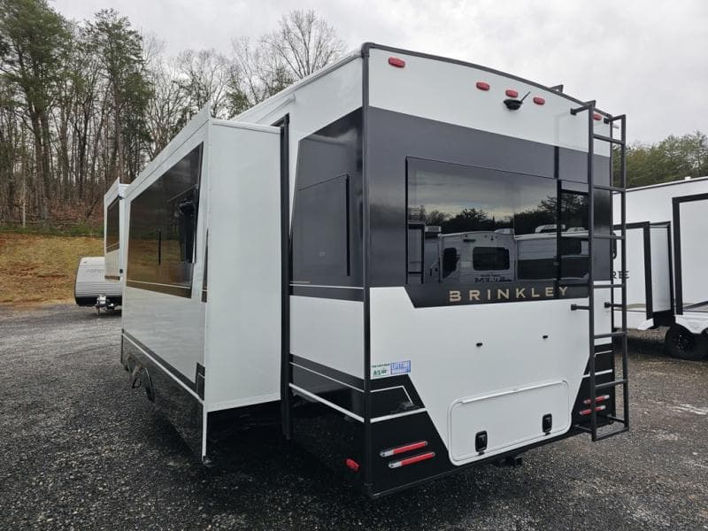 2026 Brinkley RV 2026 Brinkley RV Model Z - thumbnail 6