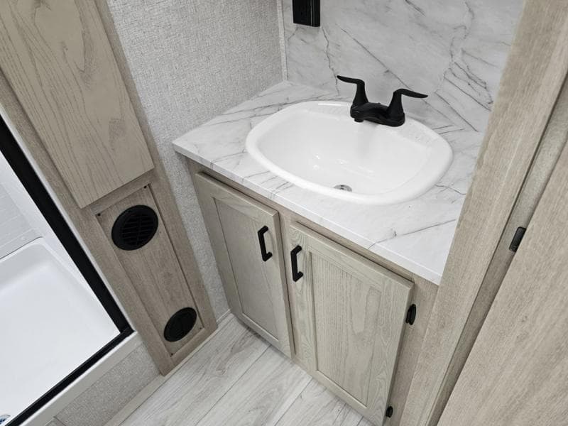 2026 East to West 2026 East to West Alta - thumbnail 28