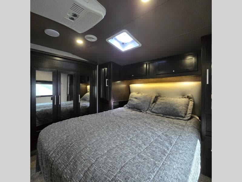 2019 Eclipse 2019 Eclipse Attitude - thumbnail 26