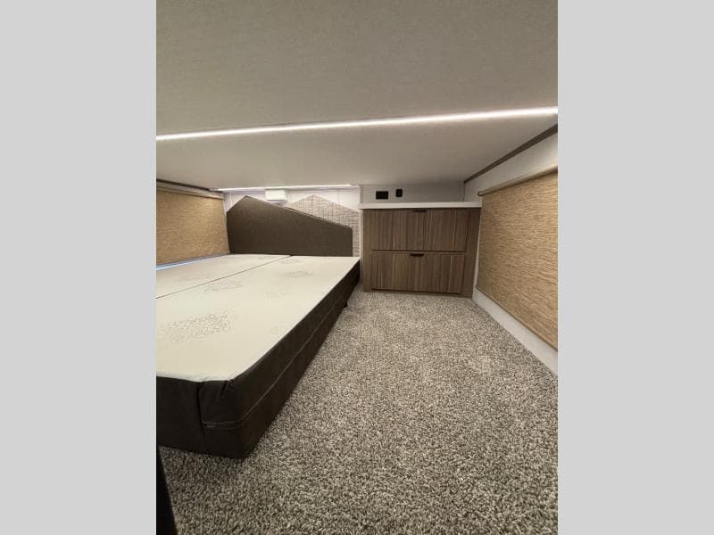 2025 Forest River 2025 Forest River Salem Grand Villa Destination Trailer - thumbnail 7