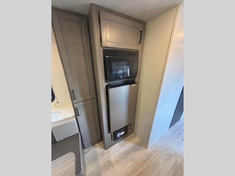 2025 Keystone RV 2025 Keystone RV Hideout Sport Single Axle - thumbnail 8