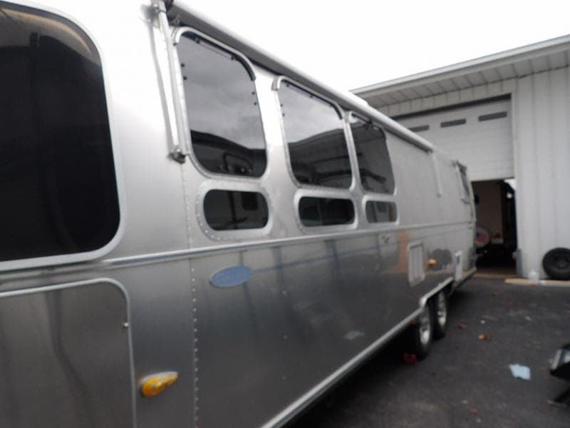 2005 Airstream 2005 Airstream Classic - thumbnail 3