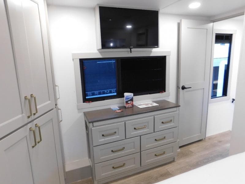 2025 Brinkley RV 2025 Brinkley RV Model G - thumbnail 23