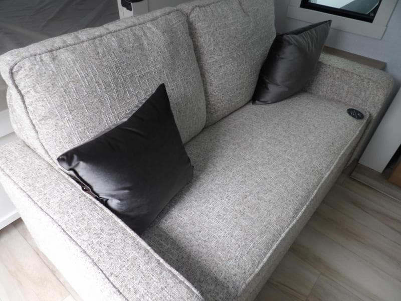 2026 Brinkley RV 2026 Brinkley RV Model IX - thumbnail 9