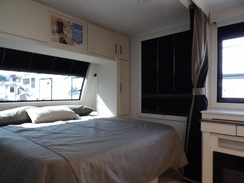 2026 Brinkley RV 2026 Brinkley RV Model IX - thumbnail 17