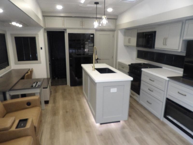 2026 Brinkley RV 2026 Brinkley RV Model Z Air - thumbnail 5