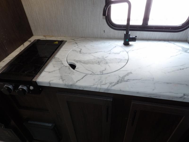 2020 Forest River 2020 Forest River Cherokee Wolf Pup - thumbnail 10