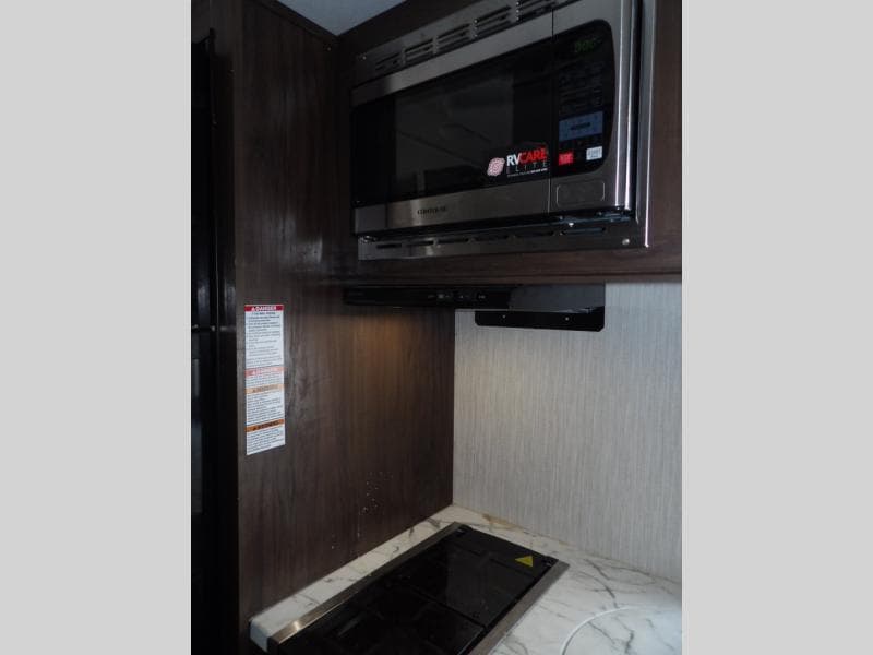 2020 Forest River 2020 Forest River Cherokee Wolf Pup - thumbnail 12