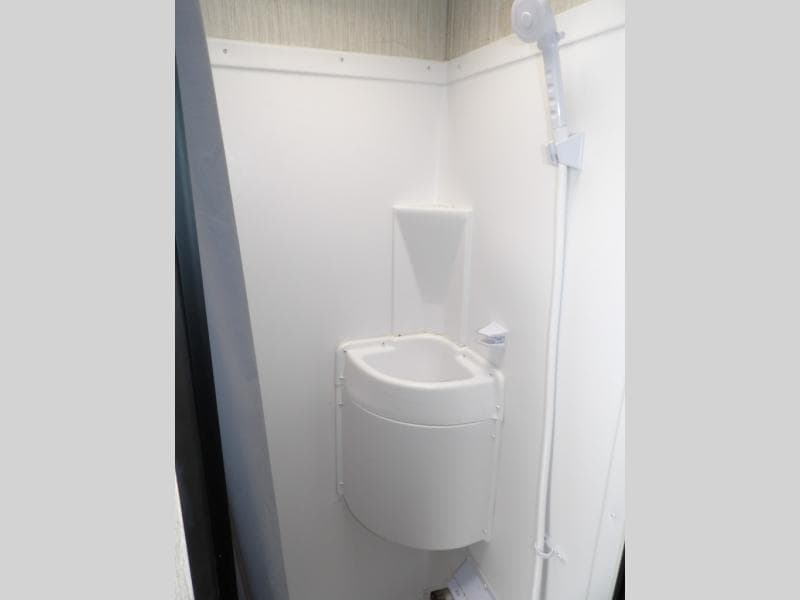 2020 Forest River 2020 Forest River Cherokee Wolf Pup - thumbnail 15