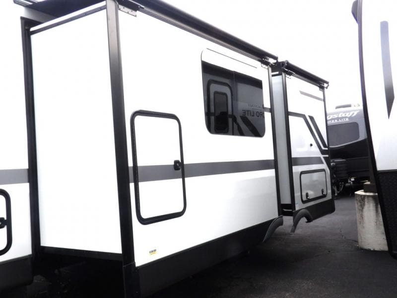 2026 Forest River 2026 Forest River Flagstaff Micro Lite - thumbnail 2