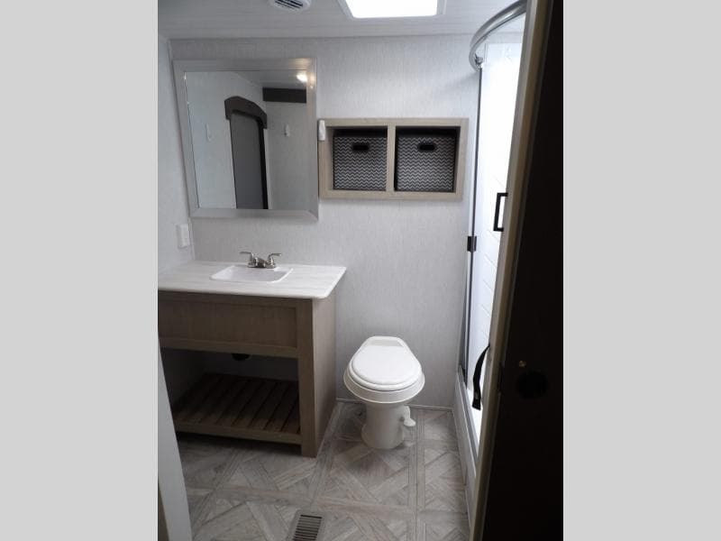 2024 Forest River 2024 Forest River Wildwood X-Lite - thumbnail 7