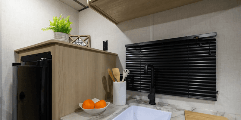 2025 Forest River 2025 Forest River Wildwood FSX - thumbnail 20