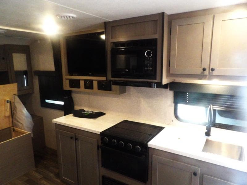 2024 Starcraft RV 2024 Starcraft RV Super Lite - thumbnail 8