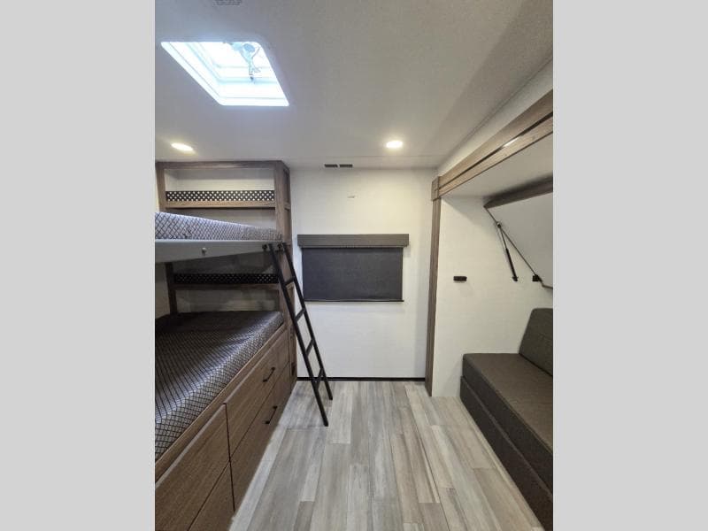 2025 Alliance RV 2025 Alliance RV Delta - thumbnail 13