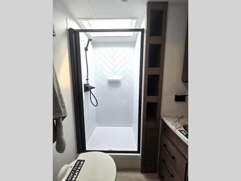 2025 Alliance RV 2025 Alliance RV Delta - thumbnail 22