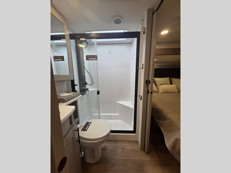 2026 Alliance RV 2026 Alliance RV Valor - thumbnail 11