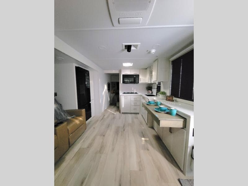 2025 Brinkley RV 2025 Brinkley RV Model IX - thumbnail 11