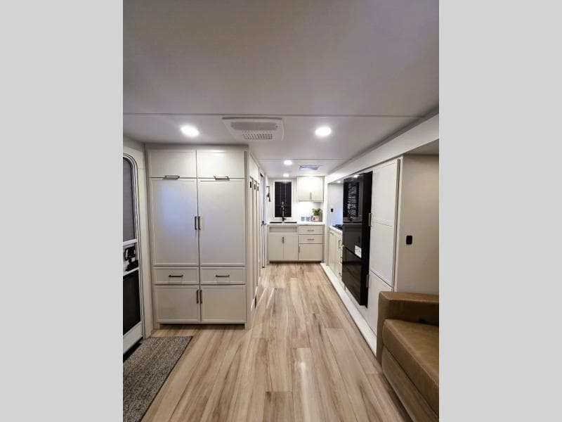 2026 Brinkley RV 2026 Brinkley RV Model IX - thumbnail 8