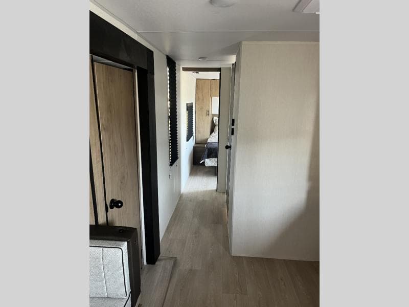 2025 Forest River 2025 Forest River Cherokee Wolf Den - thumbnail 23