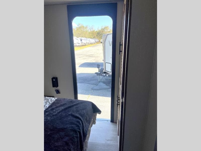 2025 Forest River 2025 Forest River Cherokee Wolf Den - thumbnail 28