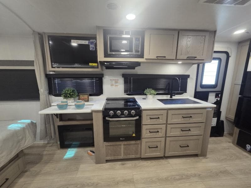 2026 Forest River 2026 Forest River Rockwood Mini Lite - thumbnail 11