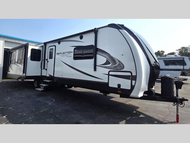 2022 Grand Design Reflection 315RLTS