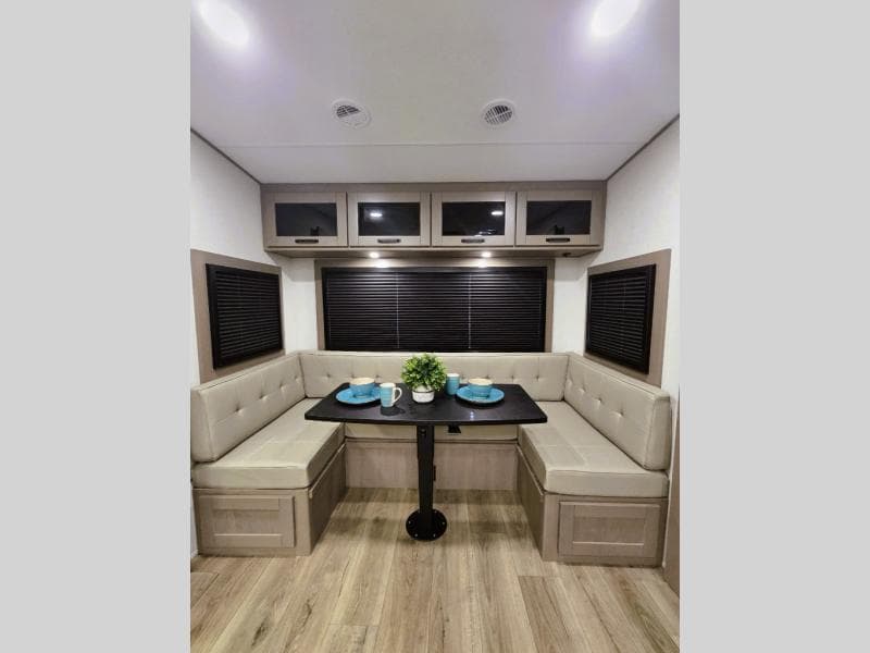 2026 Grand Design 2026 Grand Design Reflection - thumbnail 8