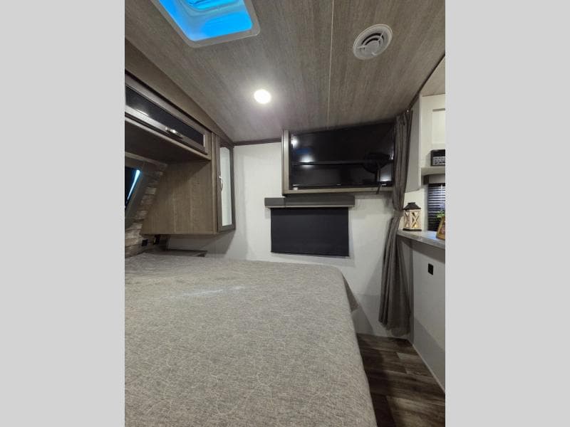 2023 Keystone RV 2023 Keystone RV Cougar - thumbnail 19