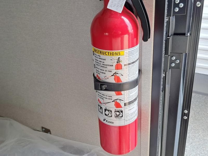 2026 Coachmen 2026 Coachmen Catalina Summit Series 7 - thumbnail 11