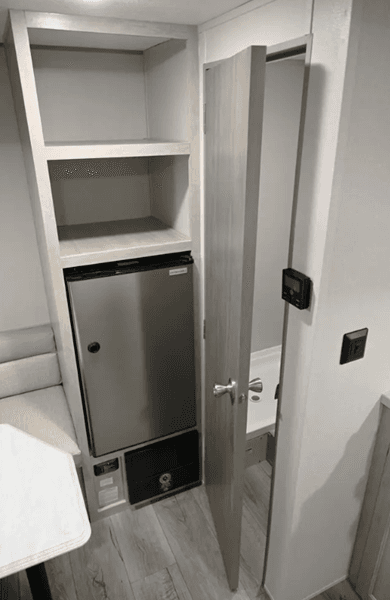 2026 Coachmen 2026 Coachmen Catalina Summit Series 7 - thumbnail 41