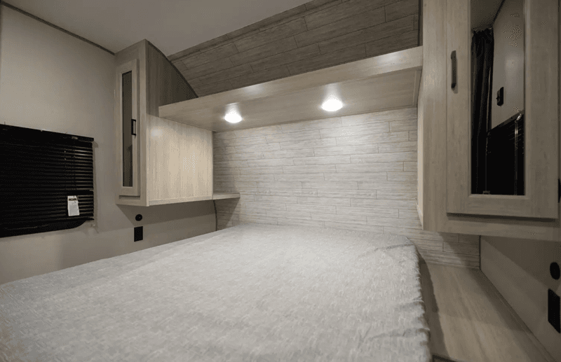 2026 Coachmen 2026 Coachmen Catalina Summit Series 8 - thumbnail 26