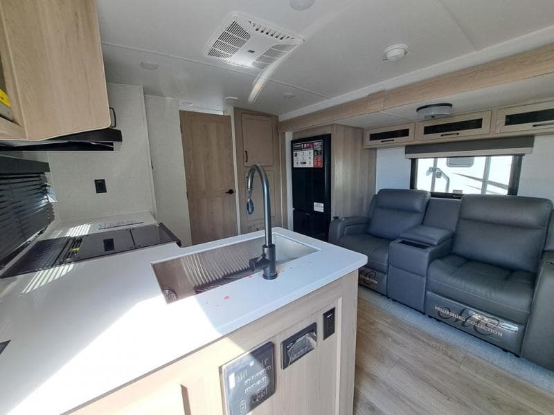 2025 Forest River 2025 Forest River Flagstaff Micro Lite - thumbnail 9