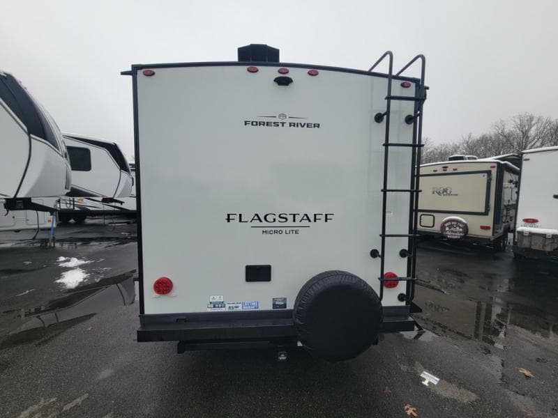 2026 Forest River 2026 Forest River Flagstaff Micro Lite - thumbnail 11