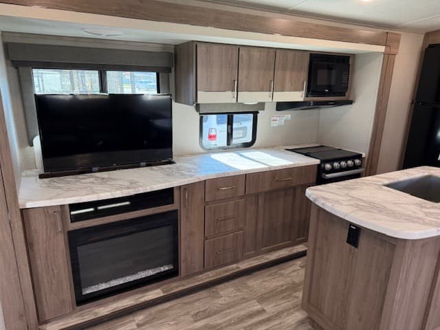 2022 Grand Design 2022 Grand Design Imagine XLS - thumbnail 8