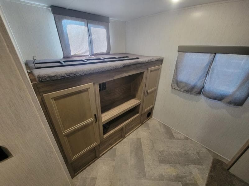 2023 Palomino 2023 Palomino SolAire - thumbnail 20