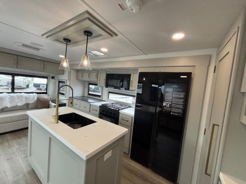 2026 Brinkley RV 2026 Brinkley RV Model Z - thumbnail 9