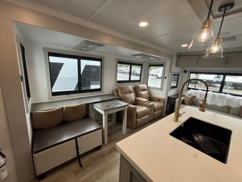 2026 Brinkley RV 2026 Brinkley RV Model Z - thumbnail 11