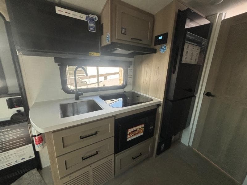 2026 Forest River 2026 Forest River Flagstaff E-Pro - thumbnail 11