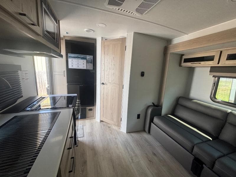 2026 Forest River 2026 Forest River Flagstaff Micro Lite - thumbnail 8