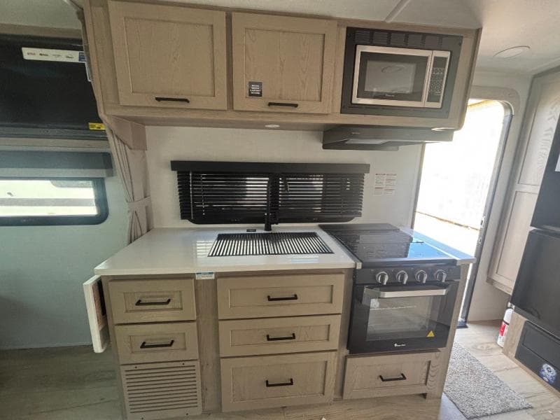 2026 Forest River 2026 Forest River Flagstaff Micro Lite - thumbnail 9