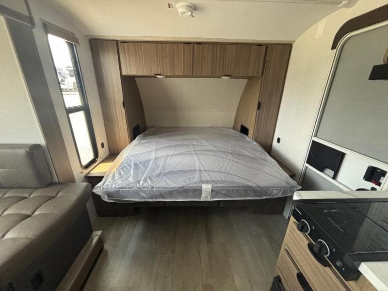 2026 Forest River 2026 Forest River Wildwood FSX - thumbnail 16