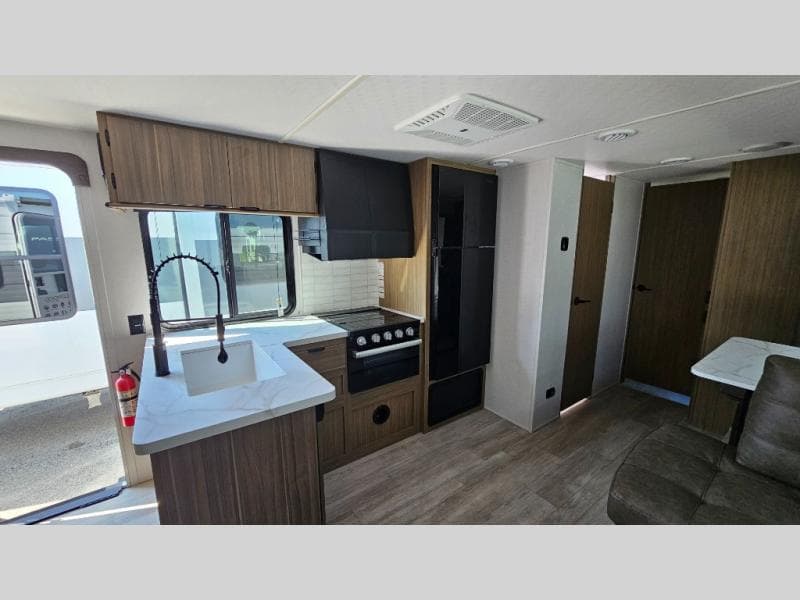 2026 Forest River 2026 Forest River Wildwood X-Lite - thumbnail 6